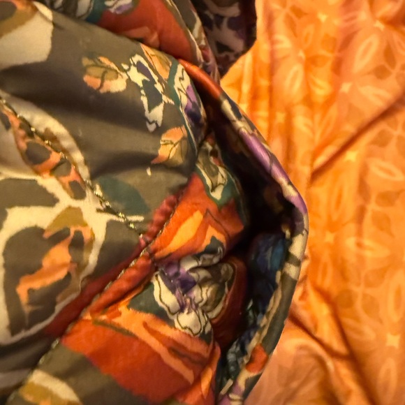 Colorful Patterned Shoulder Bag - Picture 9 of 9